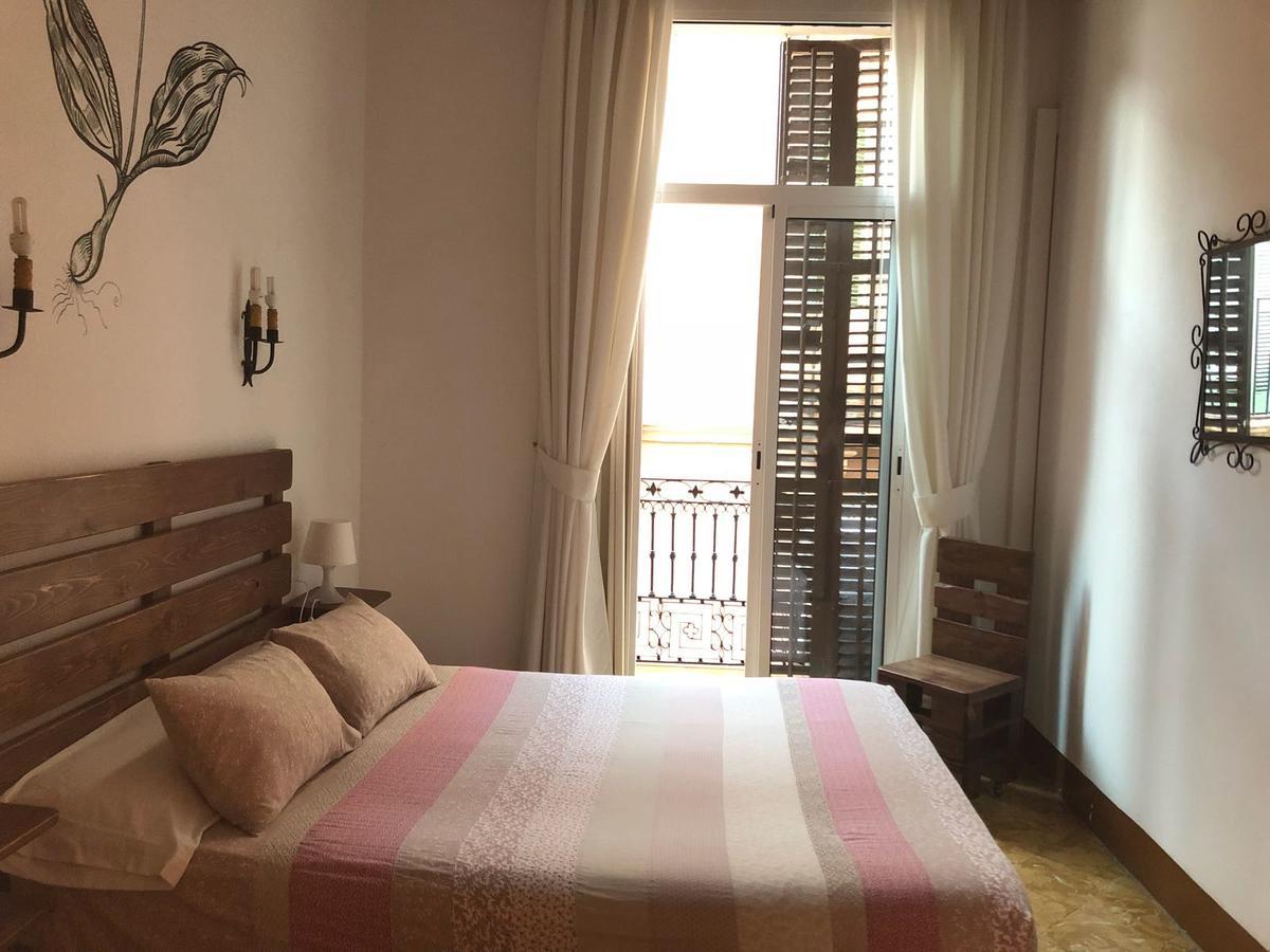 Hostal Parellades 시체스 외부 사진